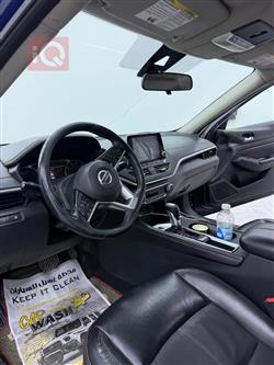 نيسان ألتيما